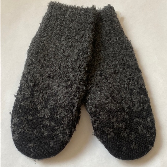Lululemon ombré knit gray mittens XS/S NWT - Picture 1 of 6